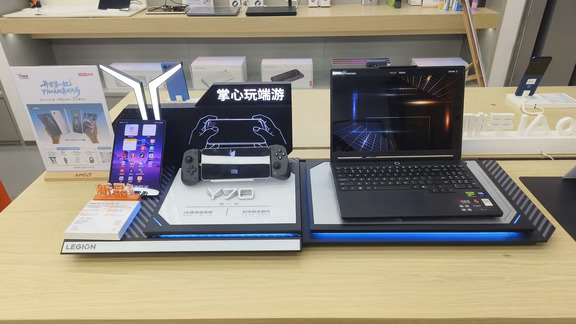 线下探店联想门店，看看拯救者全套装备