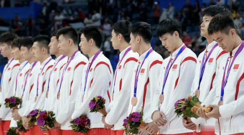 北京时间8月8日，2026年日本名古屋亚运会篮球分组正式出炉。中国男篮...