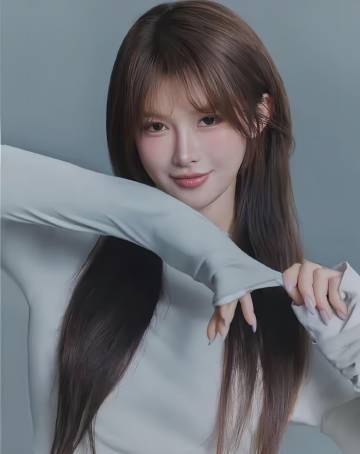 吴艳妮的写真展现了她清新而简约的风格