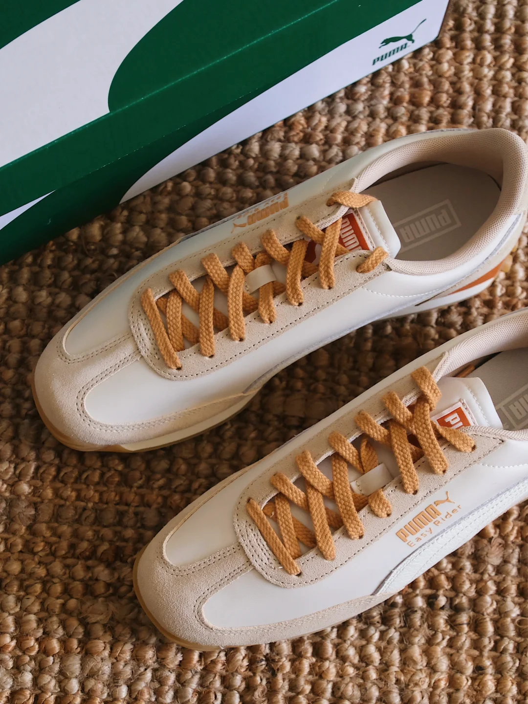 小众复古奶黄色休闲鞋分享