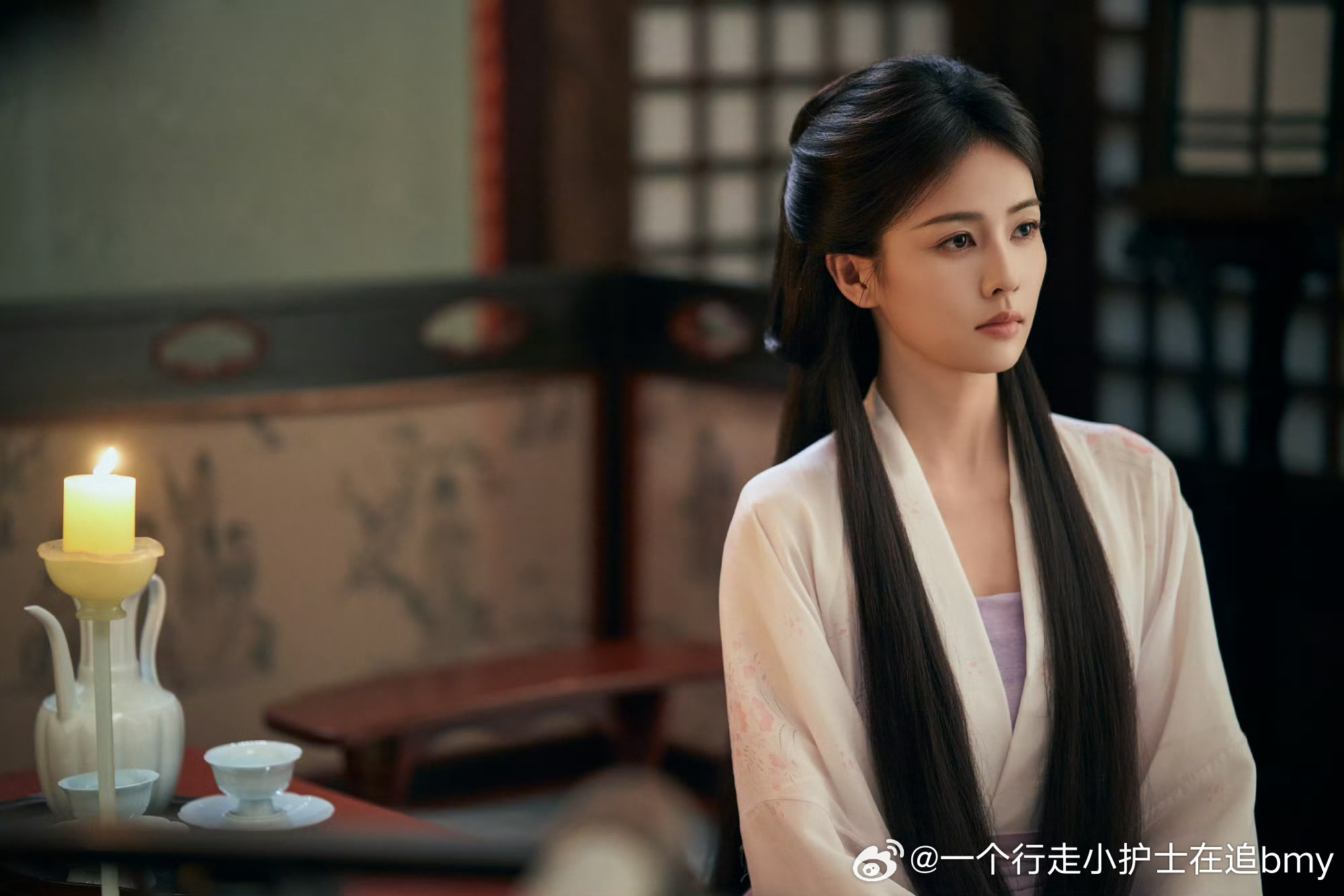 [超话] 🦌🦌  🩵🩵🩵袖藏星斗色，眸映月华开。她是叶璃，风...