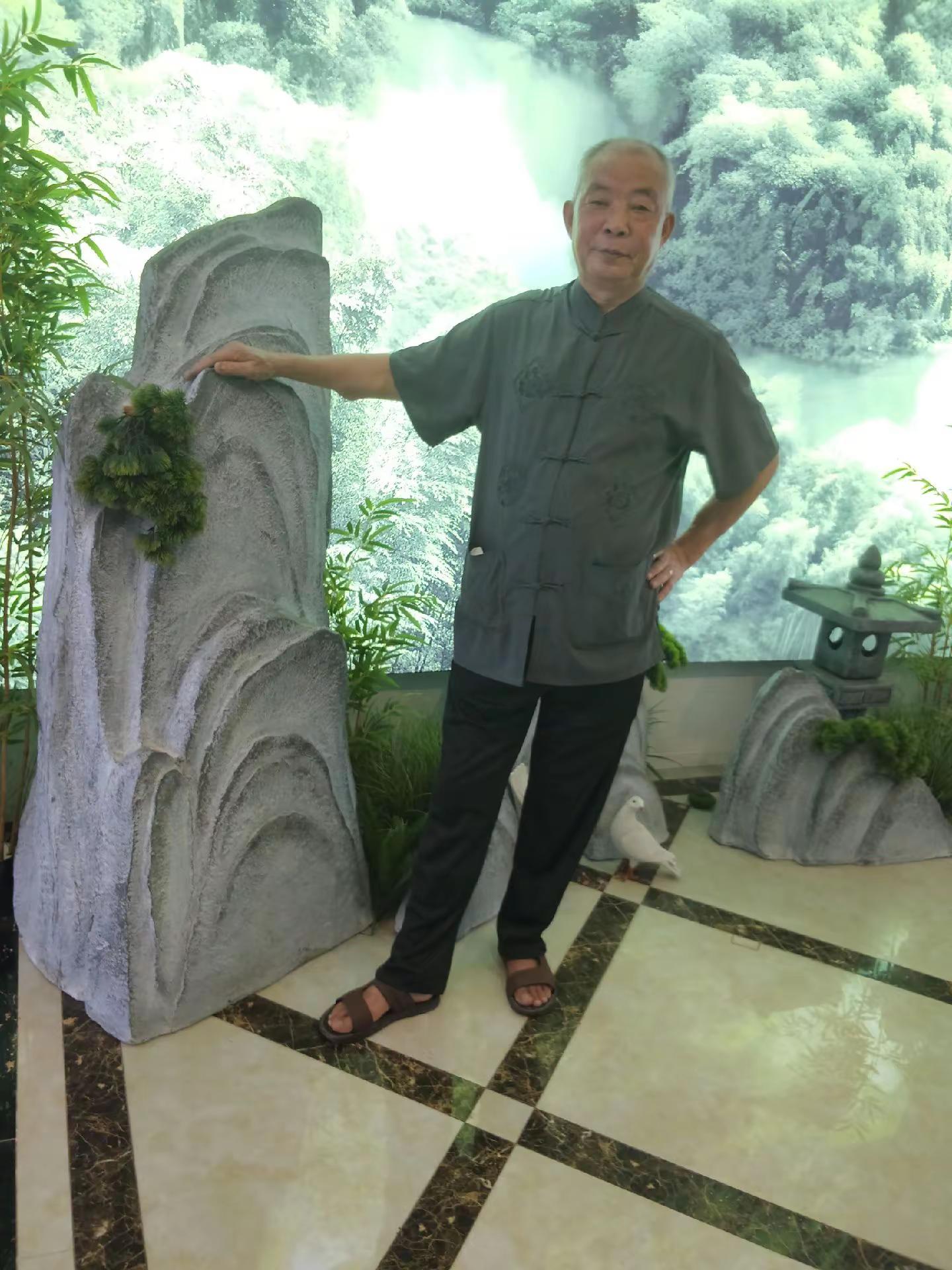 <p>清纯甜美女孩 <!--{img:0}--></p><img sr...