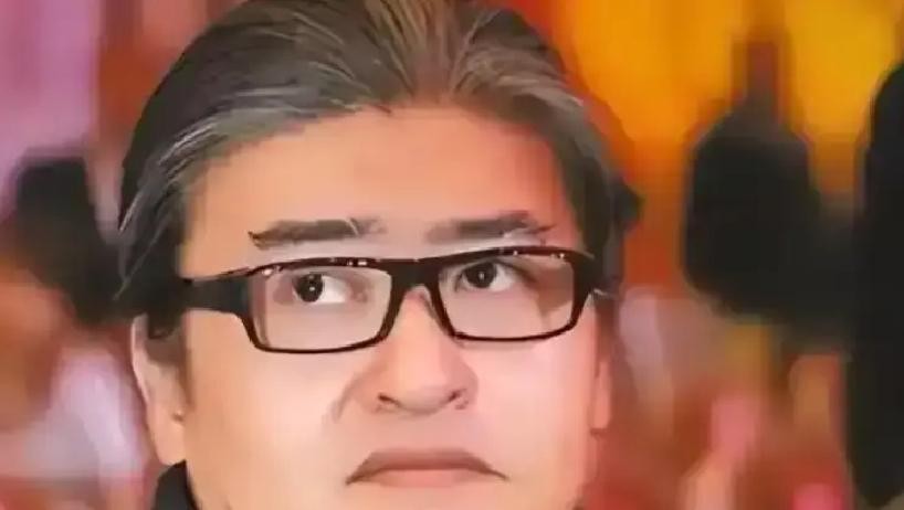 那个被传了八年去世的男人这次真走了，相识9天闪婚的妻子在朋友圈只写了八个字，38年照顾病夫的日子她到底怎么熬过来的

对外经济贸易大学9月26日发布讣告，确认刘欢于9月25日上午9时52分在上海病逝，享年63岁。遵照遗愿，丧事从简，不成立治丧委员会，不举行遗体告别仪式和追悼会。

这是刘欢最后一次替