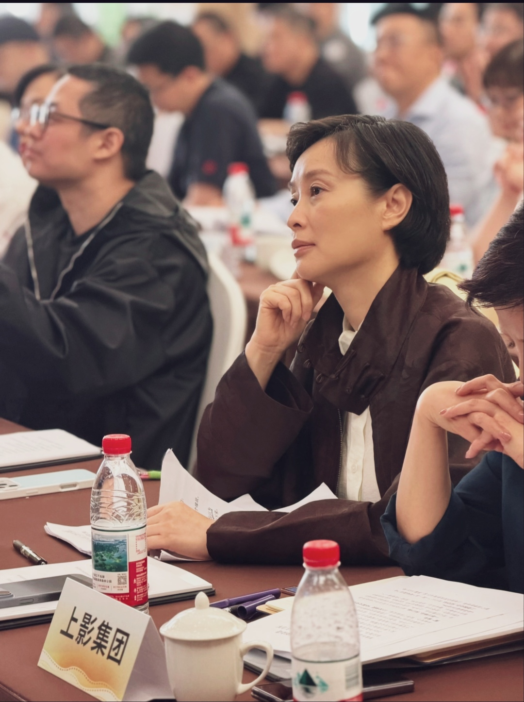 吴越 出于书香门第  知性气质无人能比！