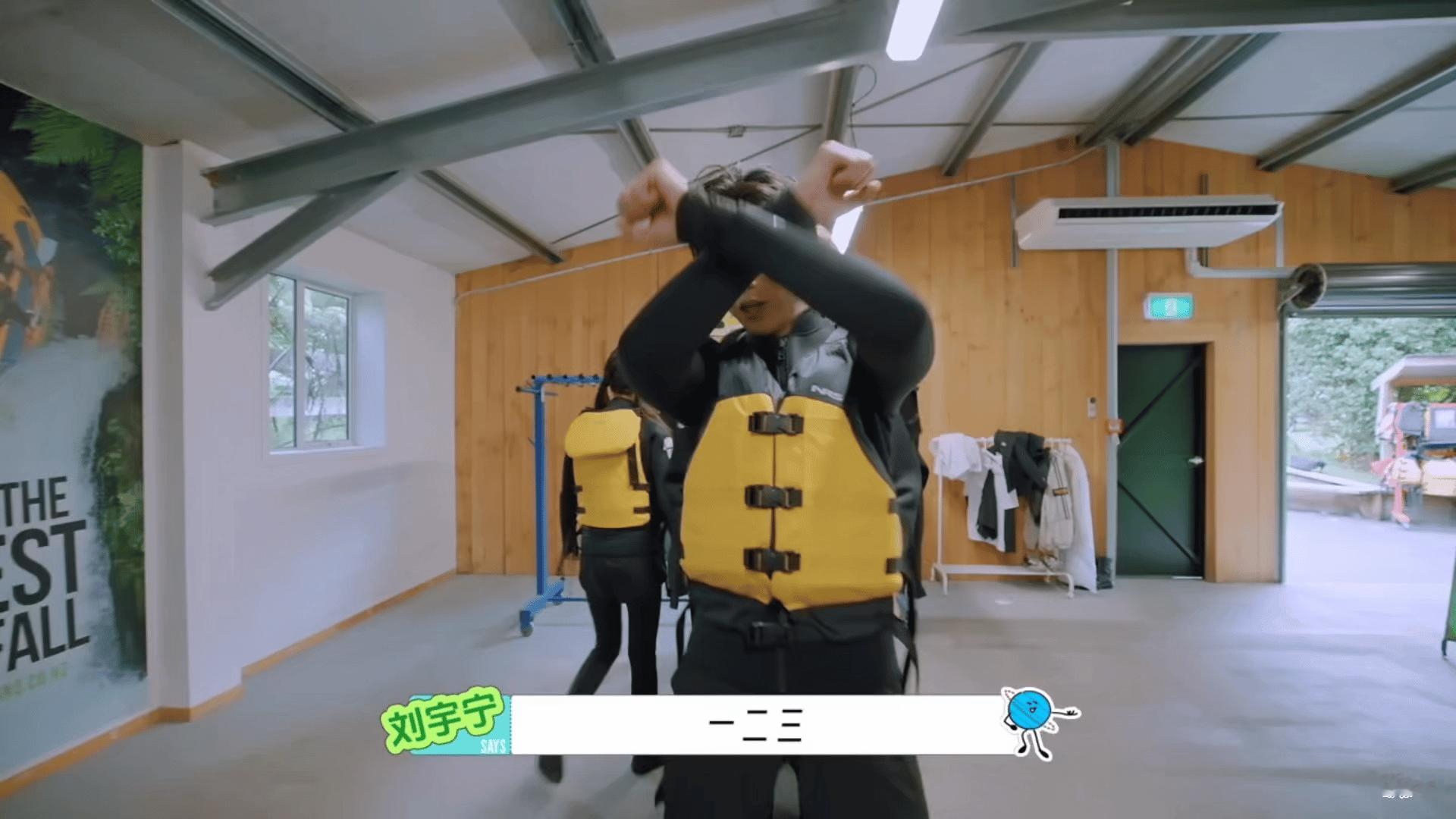  | 摩登兄弟宝宝一个人遮所有 我想平凡的日子借一点光 JUMP  ...