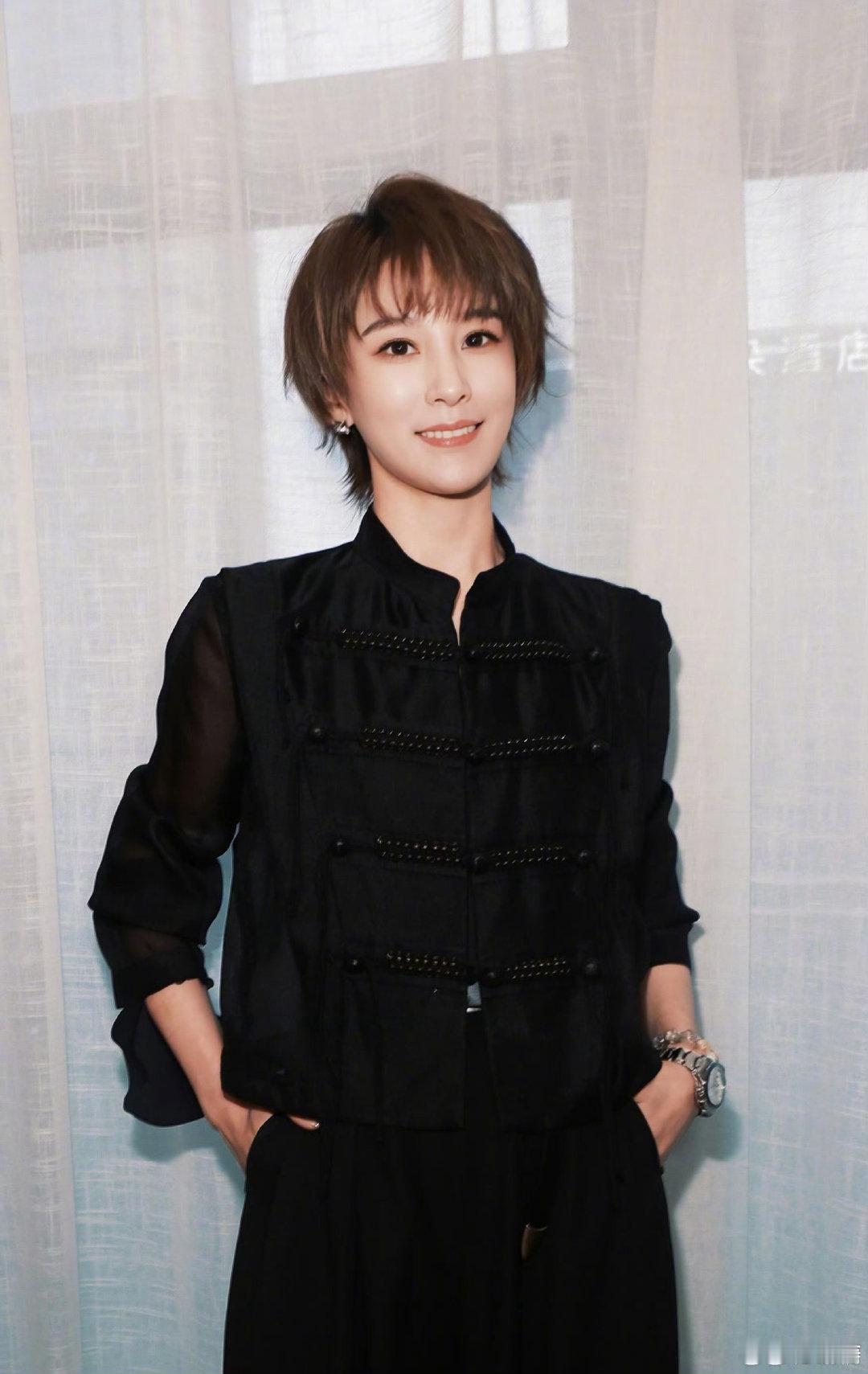 #谢楠演我追兰香如故#哈哈哈😂谢楠：闺女的剧我必追， 楠姐家孩子估计更爱刘学义了。#兰香如故# ​