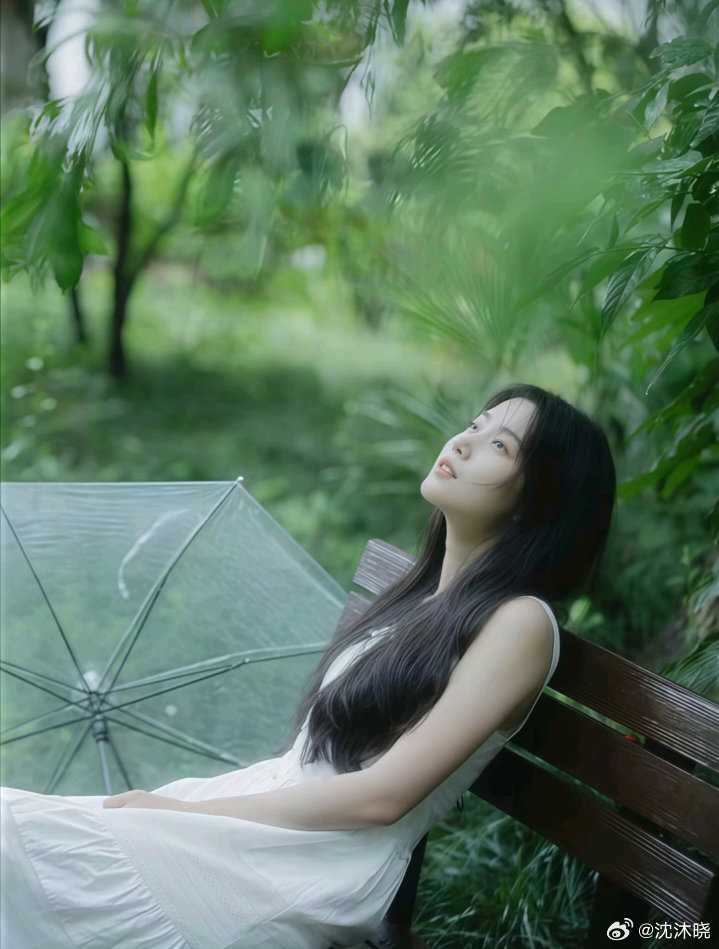 #卢昱晓[超话]#  🌷 #卢昱晓明意#  🌷#卢昱晓入青云# 

看着你被公司的不公平对待我流下了心疼你的眼泪、

​