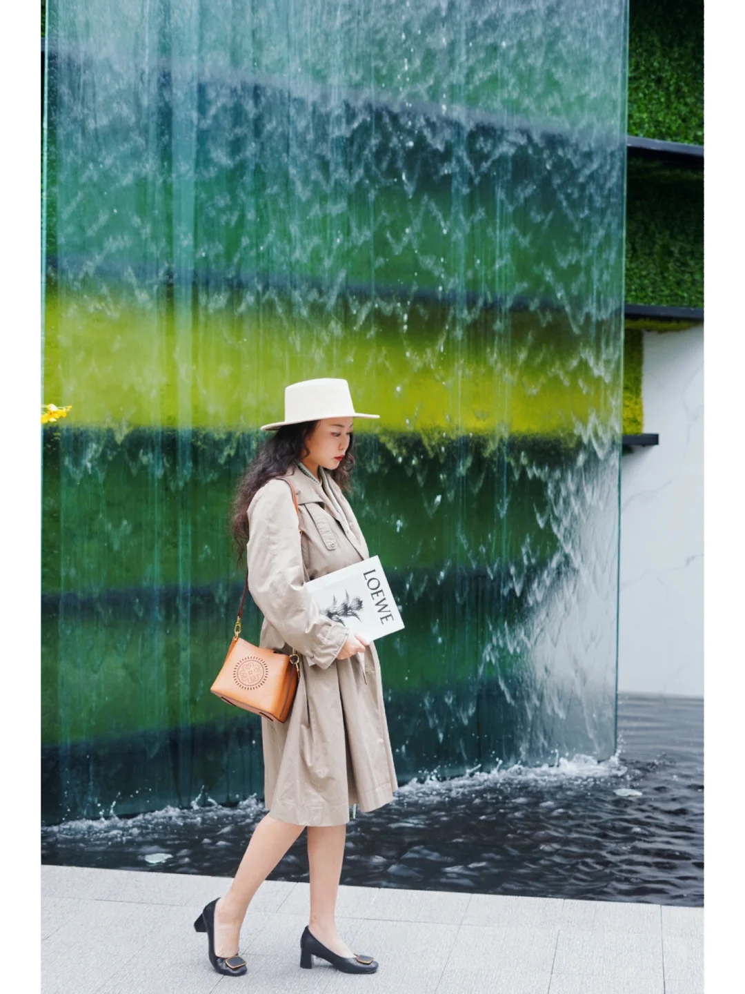 这世间的浪漫与温暖，无外乎我们的往后余生