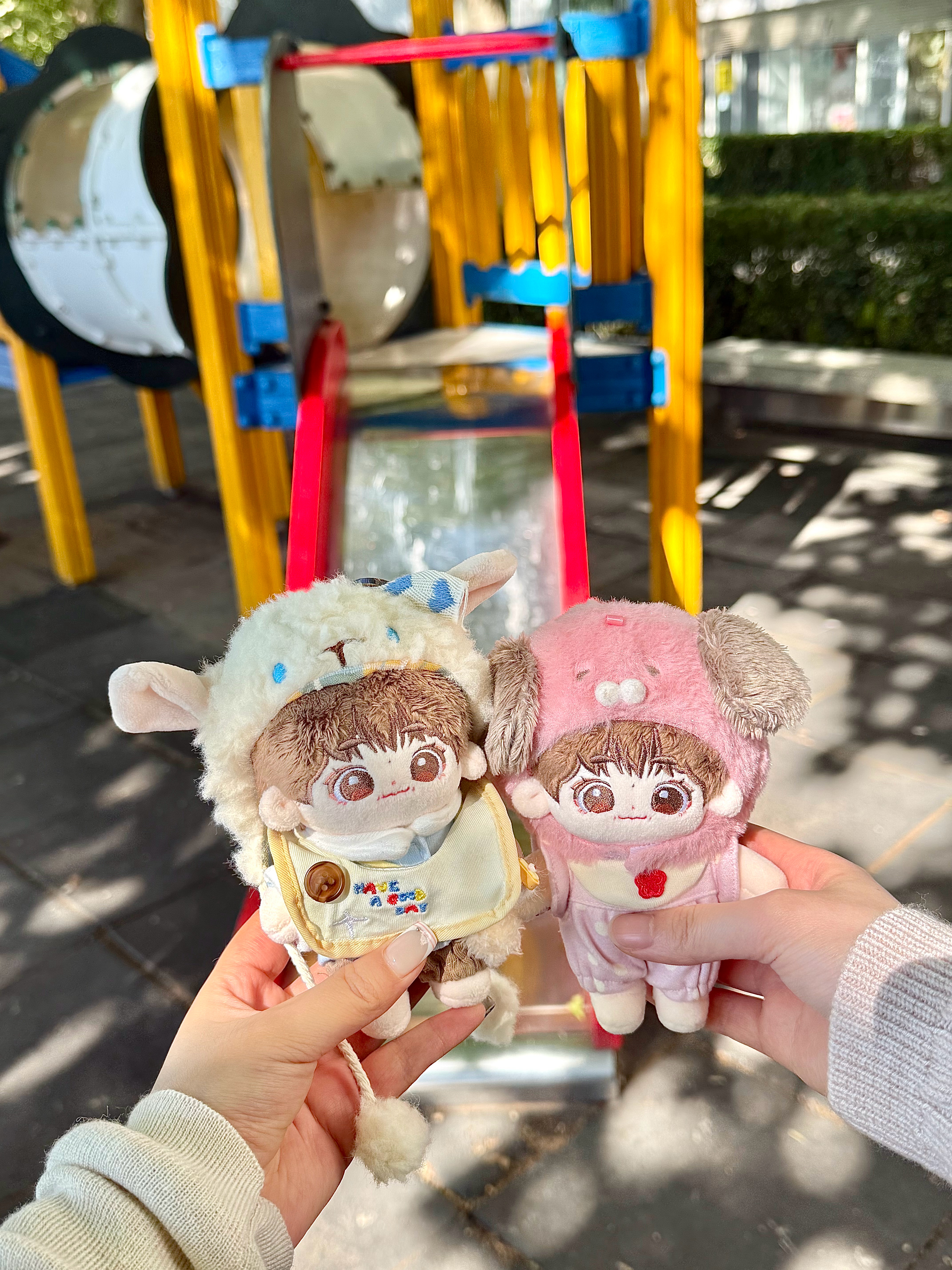 #易烊千玺[超话]#  小千 我终于来到了有你的北京 走过与你重叠的路🥹  ​