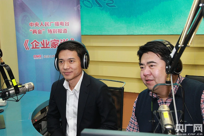 登上《时代》周刊的李彦宏，捅破了中国 AI