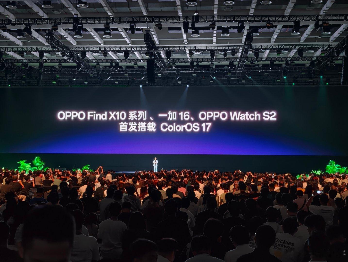 现在手机里的AI，已经不只是回答问题了。OPPO把它放进日程、旅行、拍照、修图、翻译、会议记录和系统交互里，很多原本需要反复操作的事情，现在一键就能完成。用久了还会逐渐了解你的习惯，提前准备下一步，手机真的越来越像一个随身助理。
#OPPO系统ColorOS17##OPPOFindX10# ​