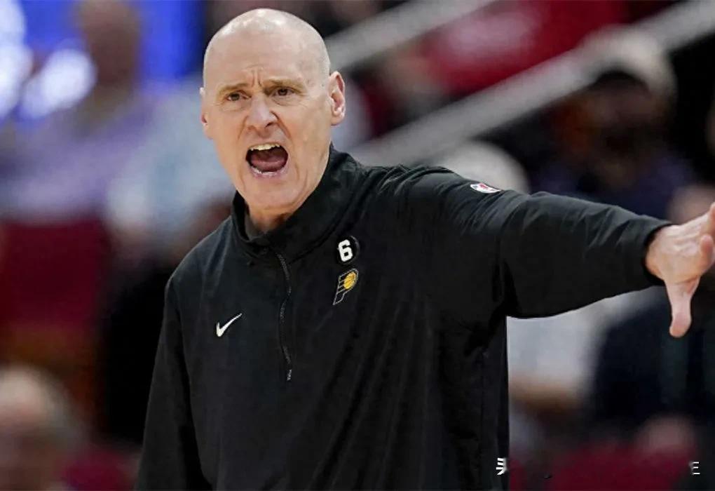 步行者抓住雷霆的三大弱点，有机会在客场爆冷翻盘。只要步行者正常发挥打击...