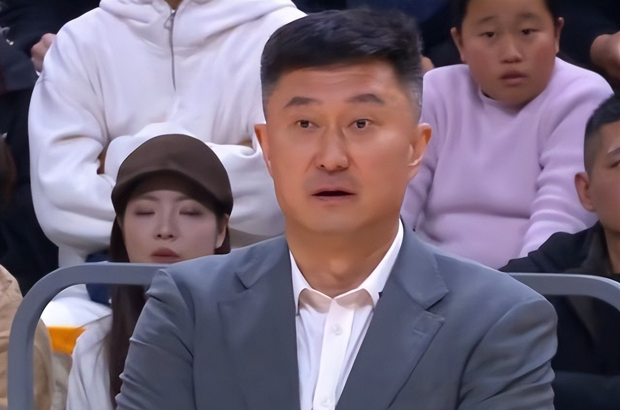 海哥要血亏！广东队球市惨淡 大量球票卖不出 原因有二 杜锋不是主因！ ...