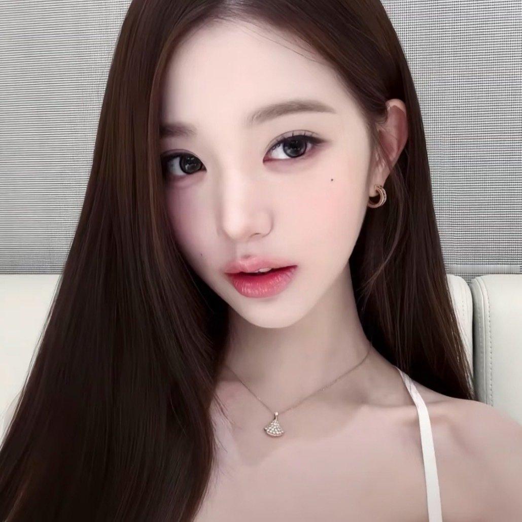 kpop女爱豆头像｜ins｜韩系｜氛围感｜小众
柳智敏karina｜张元英｜winter金玟庭｜yuha柳河岚 ​