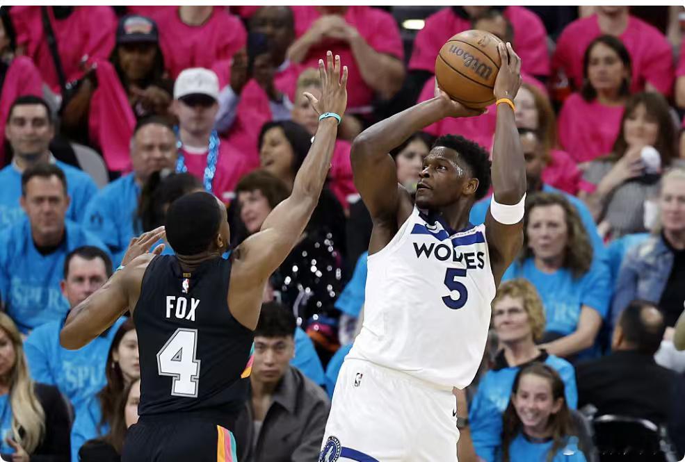 NBA日志(5月5日季后赛东西部半决赛)  ☞贾伦·布伦森（35分）和...