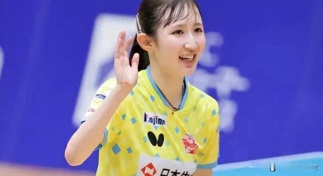早田希娜，打脸日媒！

原来没想到，亚运会采访有日媒给早田希娜挖坑，询问:中国球迷的加油声非常厉害，气氛有些像客场！

因为包括日本前教练宫崎等把张本智和松岛辉空等日本选手输球原因怪罪到中国球迷头上，斥责因为加油声太过影响了大家对于球的判断！

对此，早田希娜却没有接话，而是直接反驳:听不到！完全进