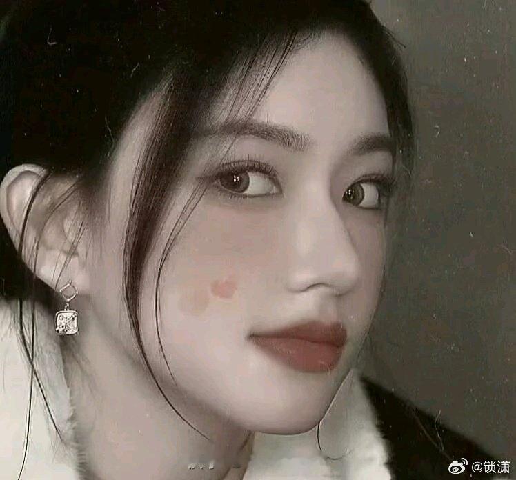 #程潇[超话]# cx#程潇纪天骄# cx#程潇与晋长安# 

就算前方道路未知，就算迷惘，只要那颗初心还在，你就从未被打倒

​