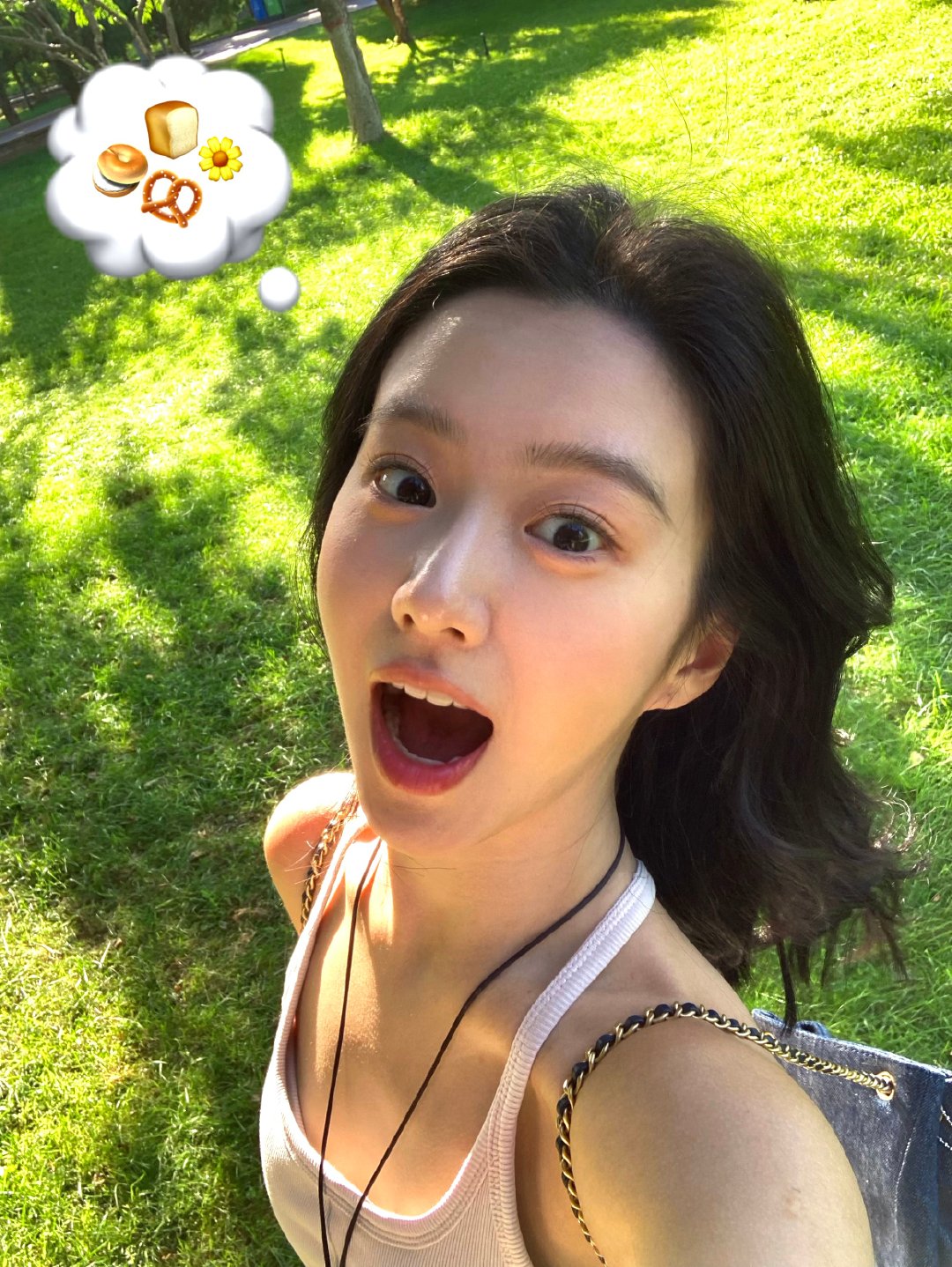 #包上恩#
 🌳呼吸
（学习了一下温俊老师的滤镜大法 ​