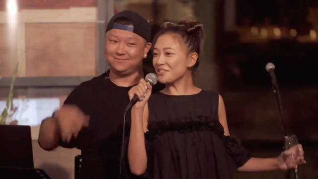 李小冉官宣离婚：十年婚姻体面落幕，提前切割规避千万债务风波