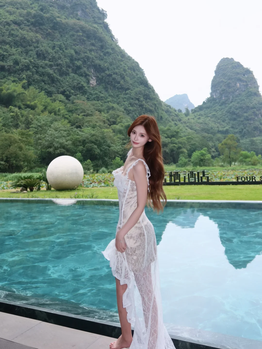在山水画卷里🖼️