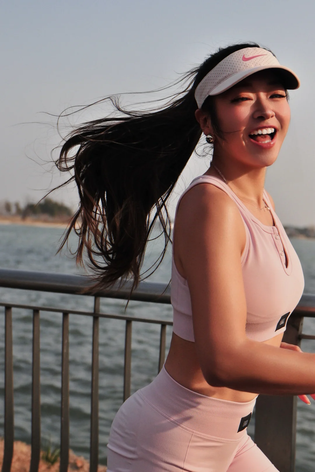 🏃‍♀️绕兰香湖跑一圈，被风吹到不想停脚步