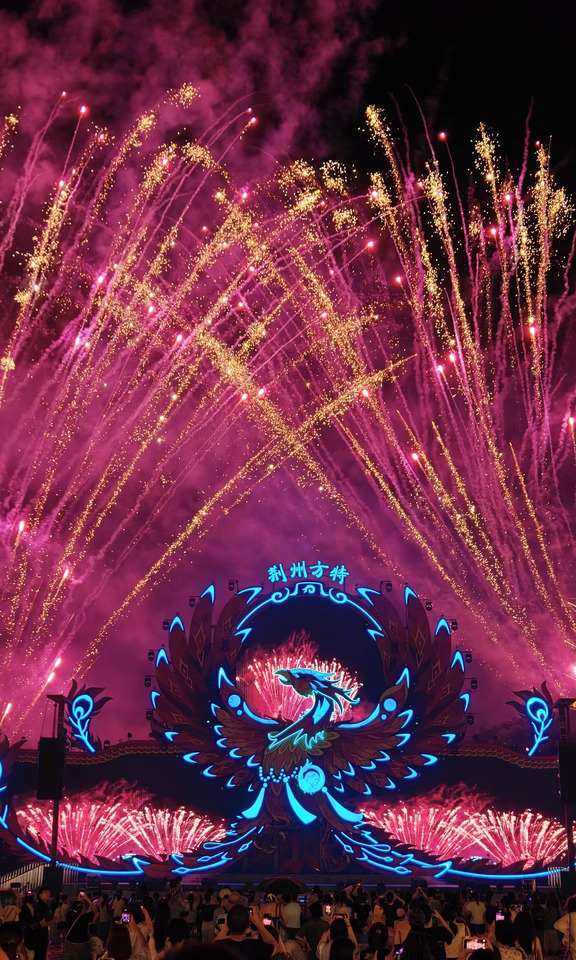 武汉1h｜仲夏限定花火大会‼️带娃泼水狂欢💦