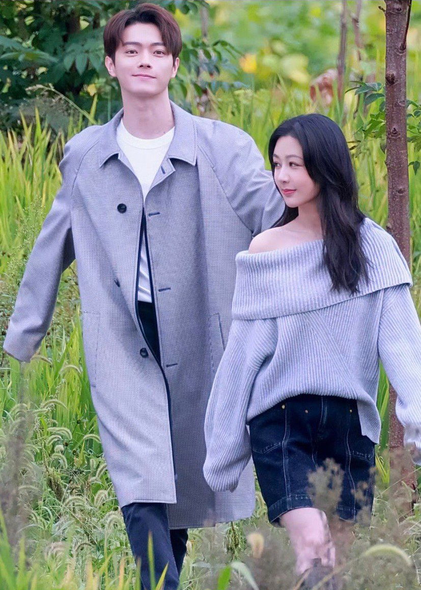 杨紫许凯穿同色系衣服互动图有cp感吗676767