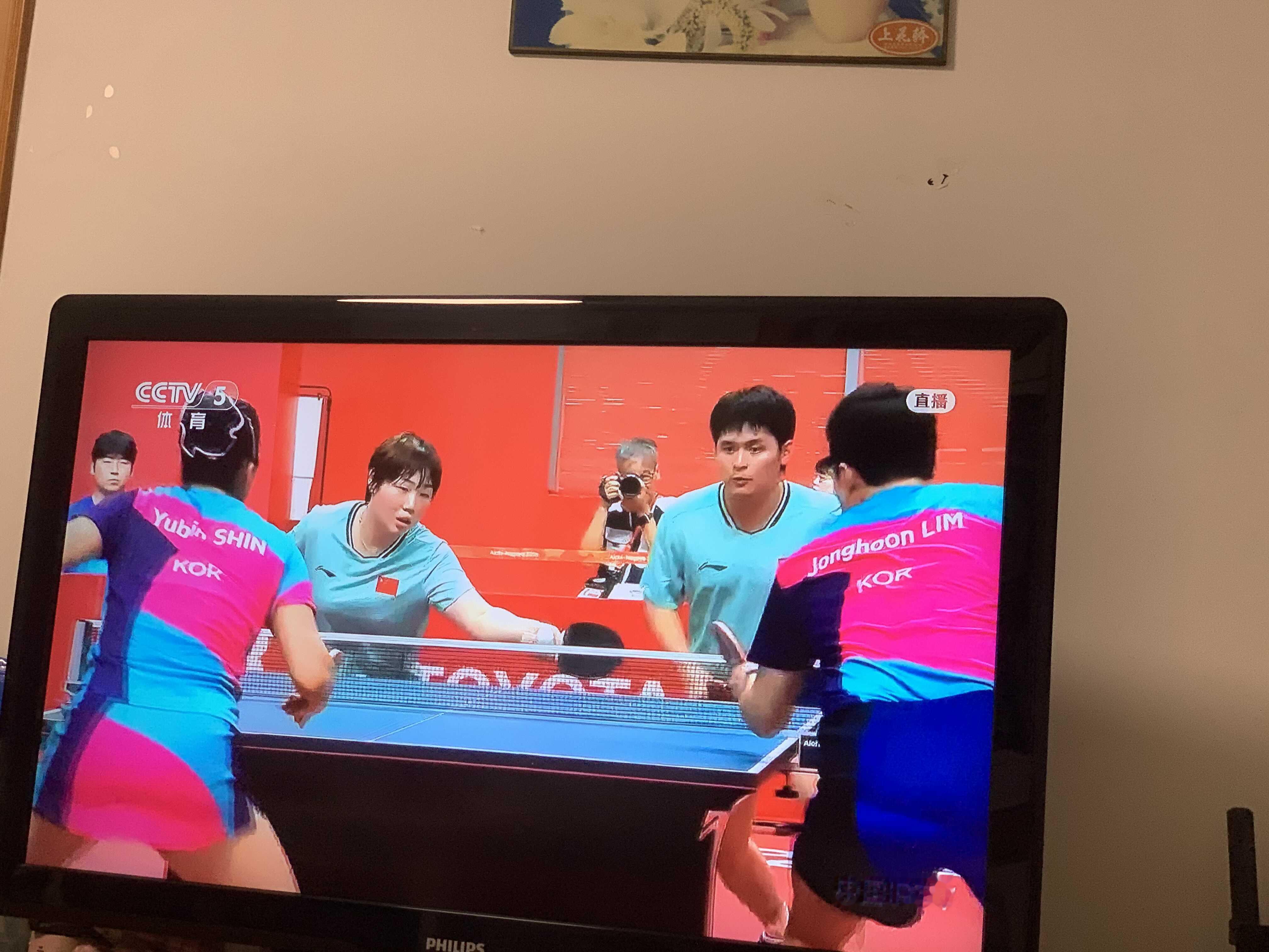 恭喜蒯曼林诗栋混双四比二拿下比赛！决赛会师孙颖莎和王楚钦！提前包揽混双冠亚军！太开心了！
