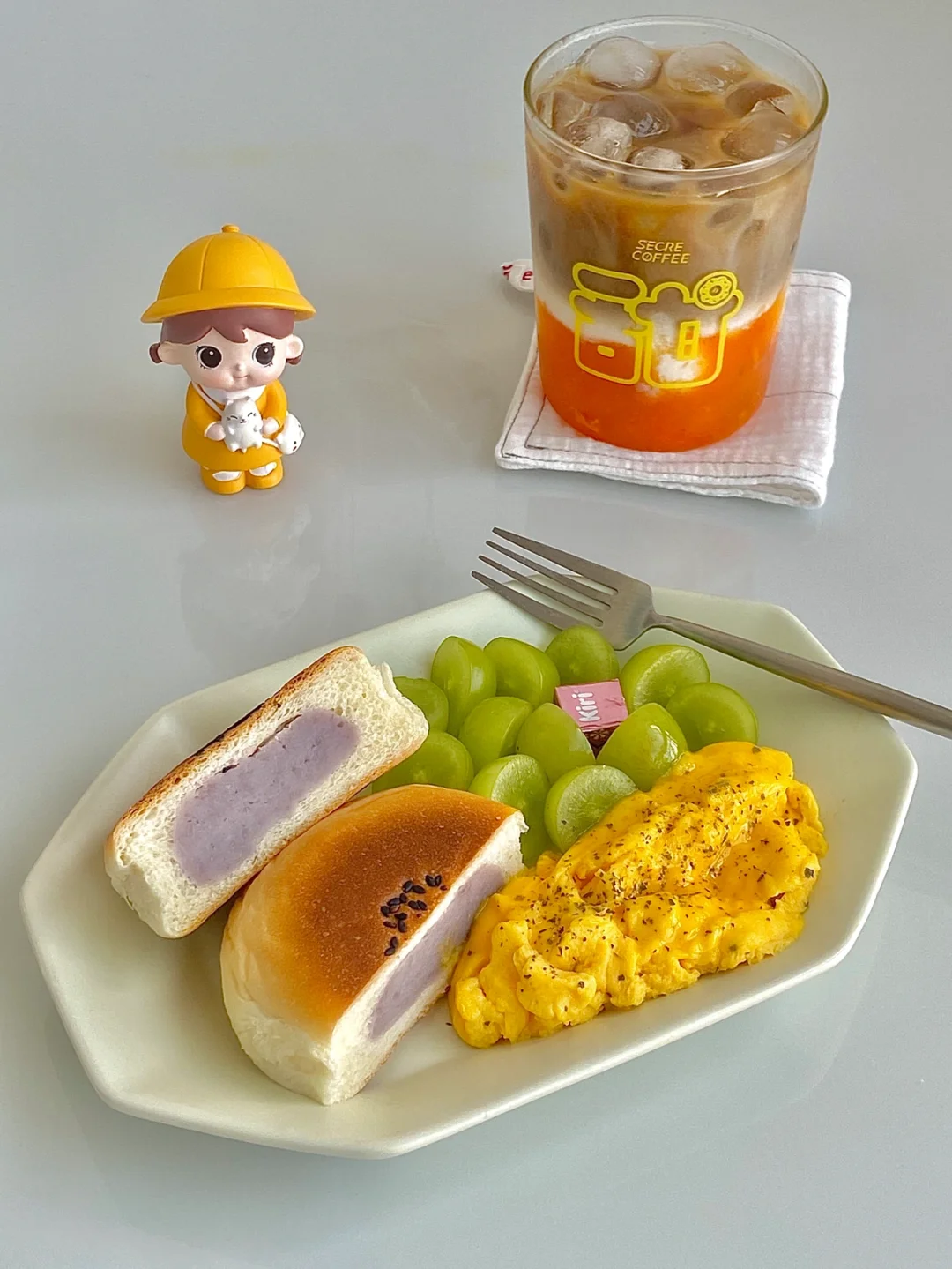 ☀️10.12日工作早餐｜芋泥包搭配柿柿如意拿铁