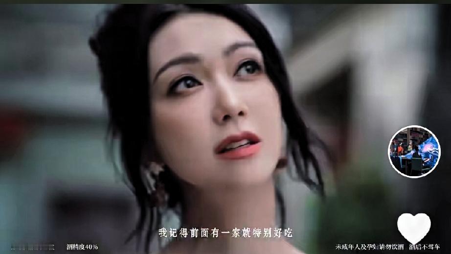 这个帅哥是“阿公”王彦桐，这个靓女是谁？2026年8月她到潮汕拍短片，还发文说：回到妈妈念念不忘的家乡潮汕，第一次亲身到访，有种熟悉感。这么说也是潮汕妹！——但这里的角色不是木生哦～木生是他在《给阿嬷的情书》里的角色，不少人都会搞混哒😉

这段是他和“小狐狸”（网友称谓）薛凯琪合作的短剧，友友们，说