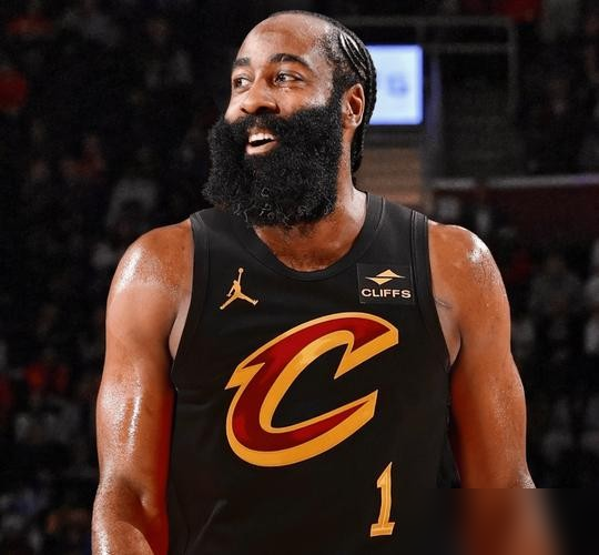 2-0领先全吐出来，两场15个失误，你告诉我，拿着4700万的哈登，到...