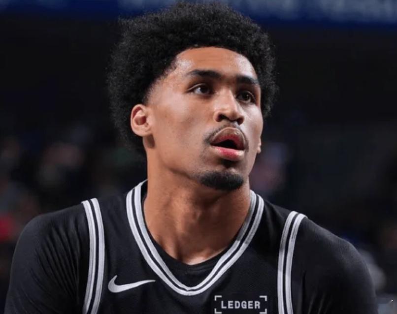 火记：福克斯必须在未来更早离开马刺，哈珀应该是马刺首发  NBA西部决...