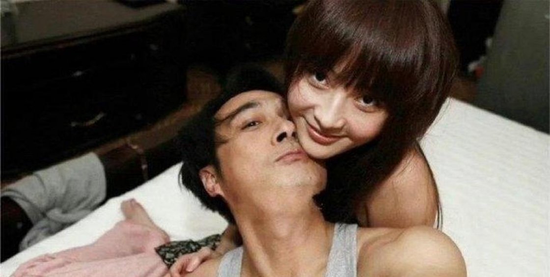 这些是当年姚笛和吴镇宇的合照，在当时莫名
的火 ​