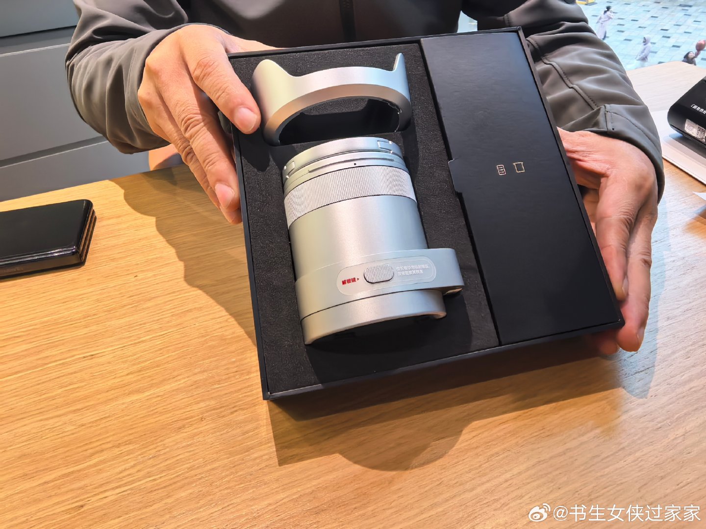 到手了，我的Mate90典藏版+大炮筒到货了#mate90##华为睿影z10# ​