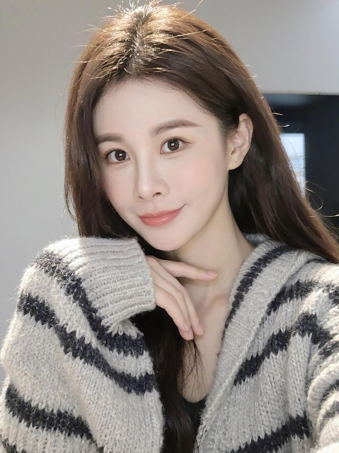 <p>日常vlog 御姐 小姐姐 热门 气质这一块拿捏死死的 <!--...