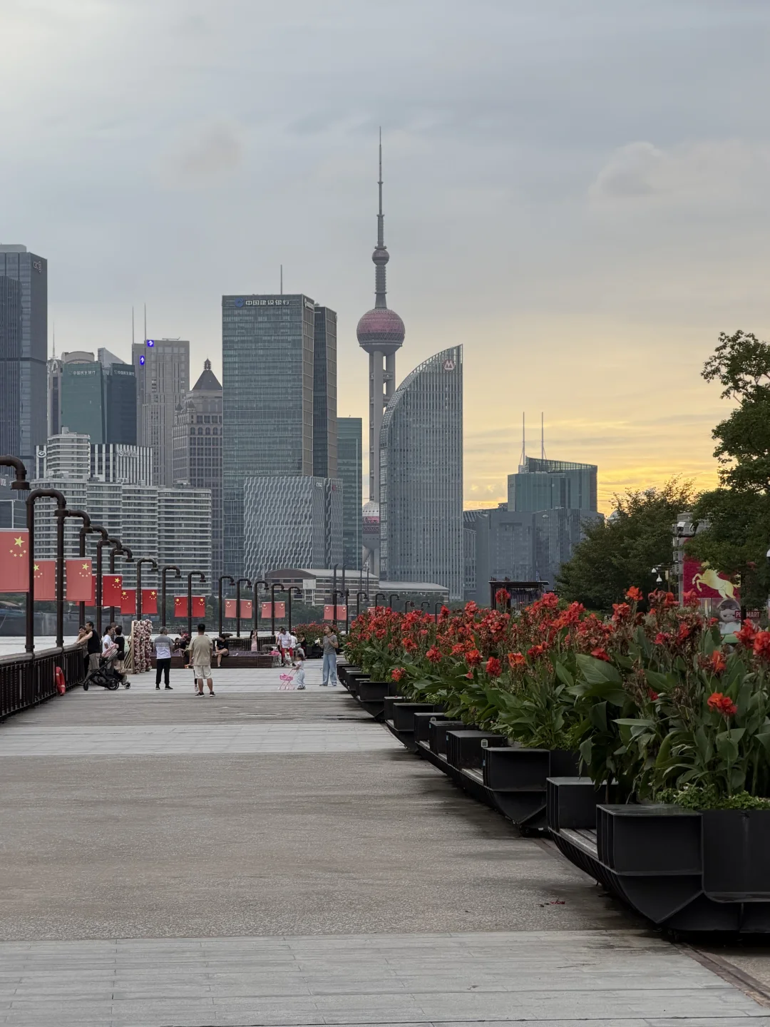 上海杨浦滨江步道，一路风景正好