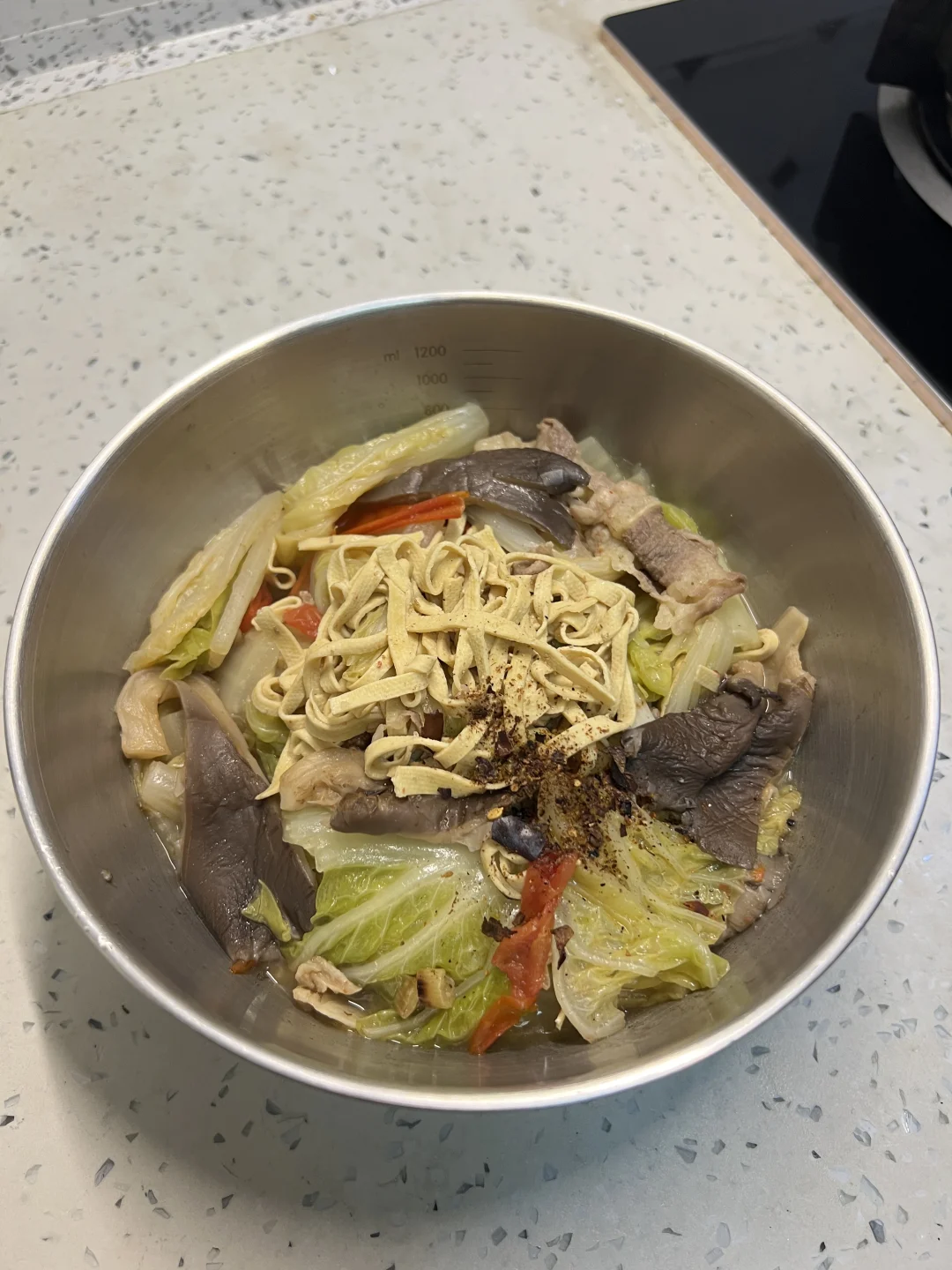 清淡鲜美的菌菇白菜锅🍲