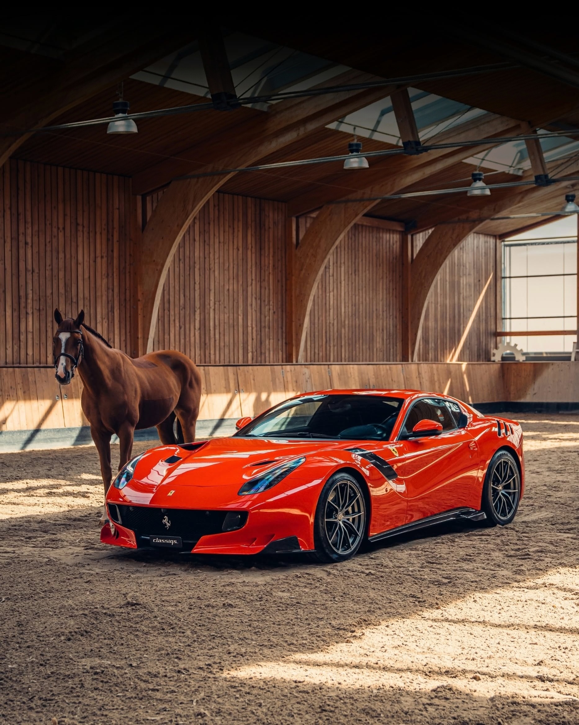 Ferrari F12 tdf & Monza SP1
#法拉利# 
又一组法拉利马场大片！ ​