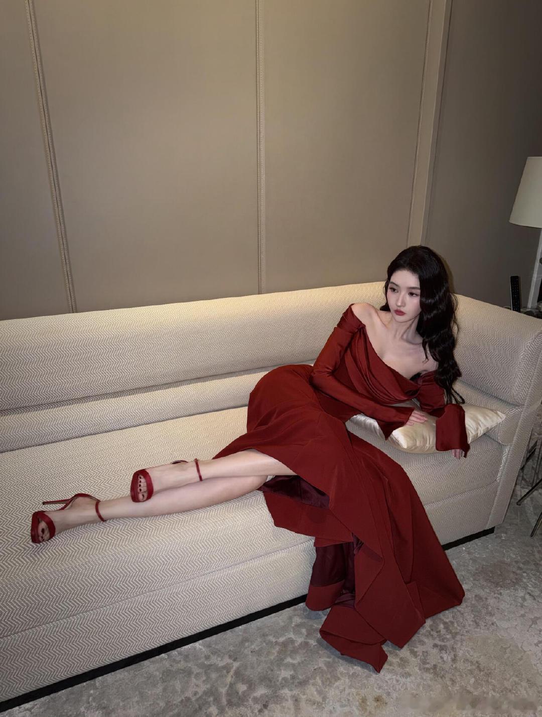 王玉雯♥️小说里明艳的女主 ​