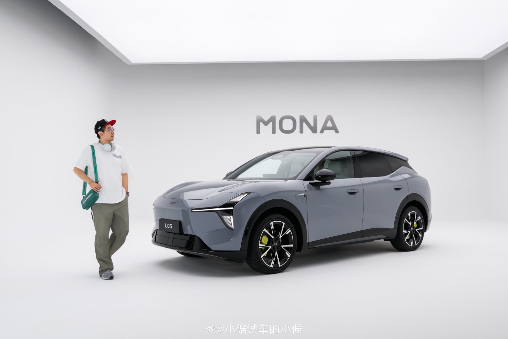 小鹏MONA L05来了[不愧是你]

正片明天10点发布~先点好关注
#MONAL05年轻人的首款大五座SUV##MONAL05首发评测##倨能聊[超话]# ​