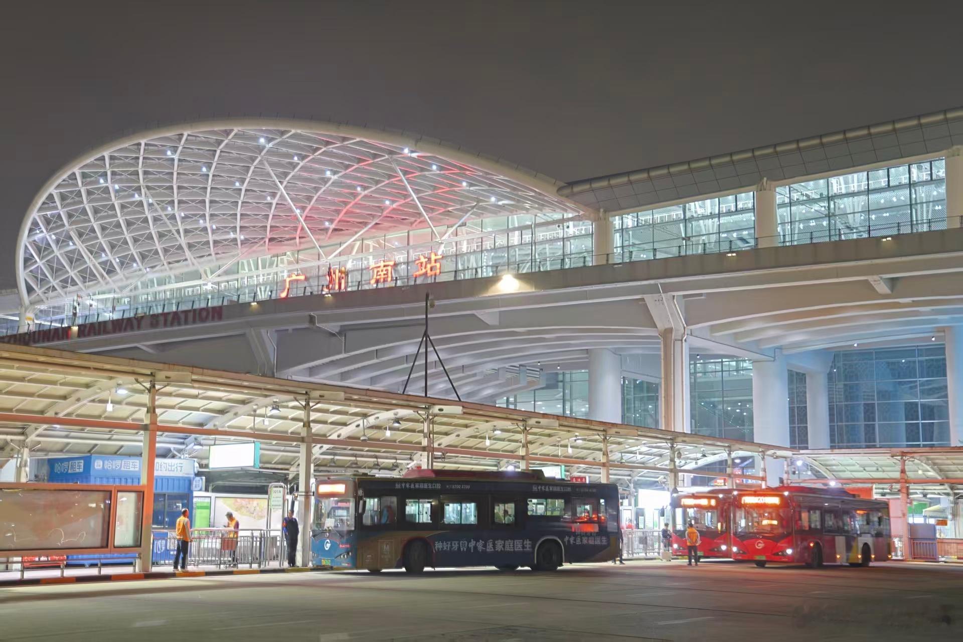 【市交通运输部门全力护航旅客平安返程】“五一”假期进入后半段，即将迎来...