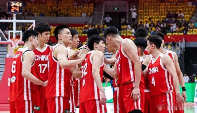 热身赛爆冷惨败乌拉圭，中国男篮暴露的问题比输球更刺眼  ​