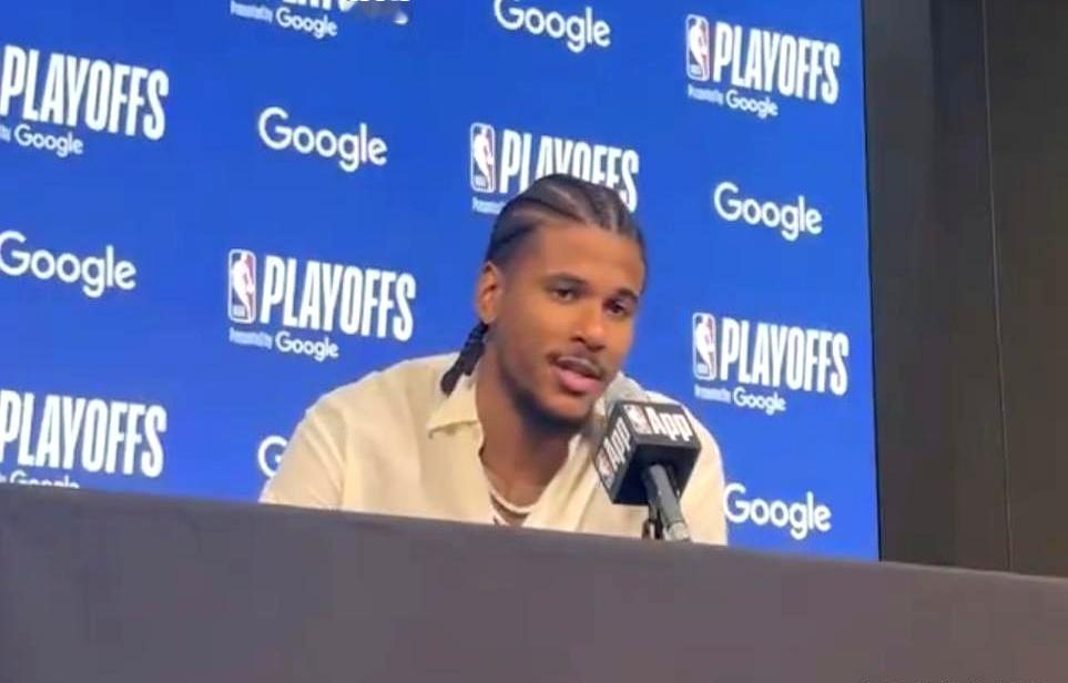 太阳队0-4被横扫出局，杰伦·格林却在赛后猛夸一个人。    他说...