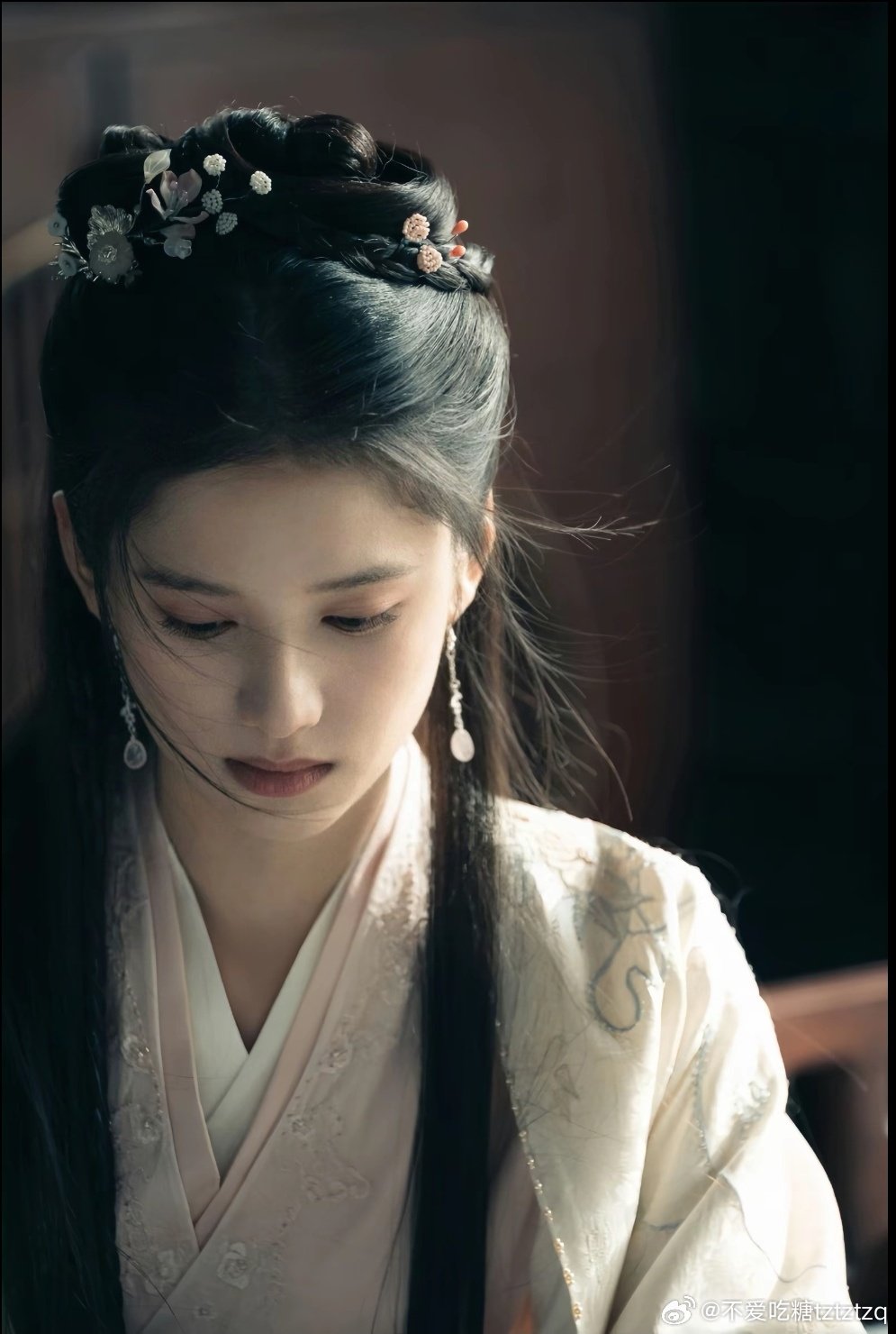 #张婧仪[超话]##张婧仪陈清雾##张婧仪任冬雪# 
🍵18，大家tt~ ​