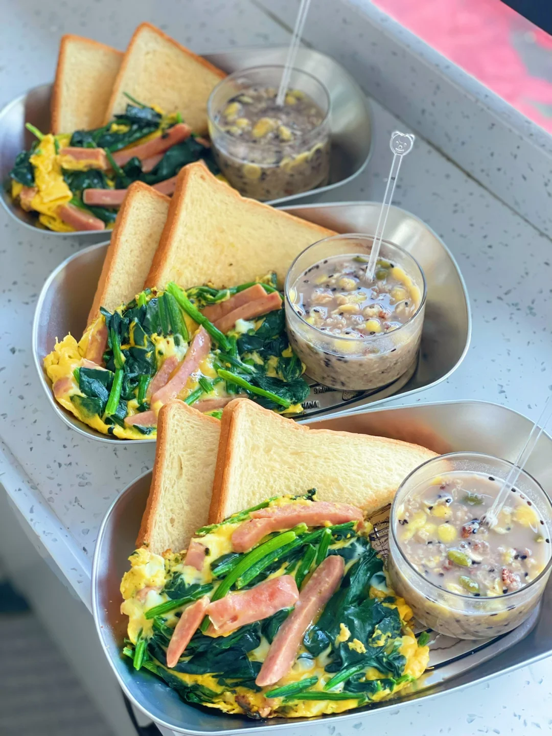 【营养早午餐】☀️益生元燕麦片配菠菜烘蛋🍳