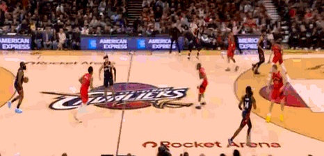 刚看完这球，直乐——恭喜巴恩斯，算是被哈登收录进“晃飞”名单了。   ...