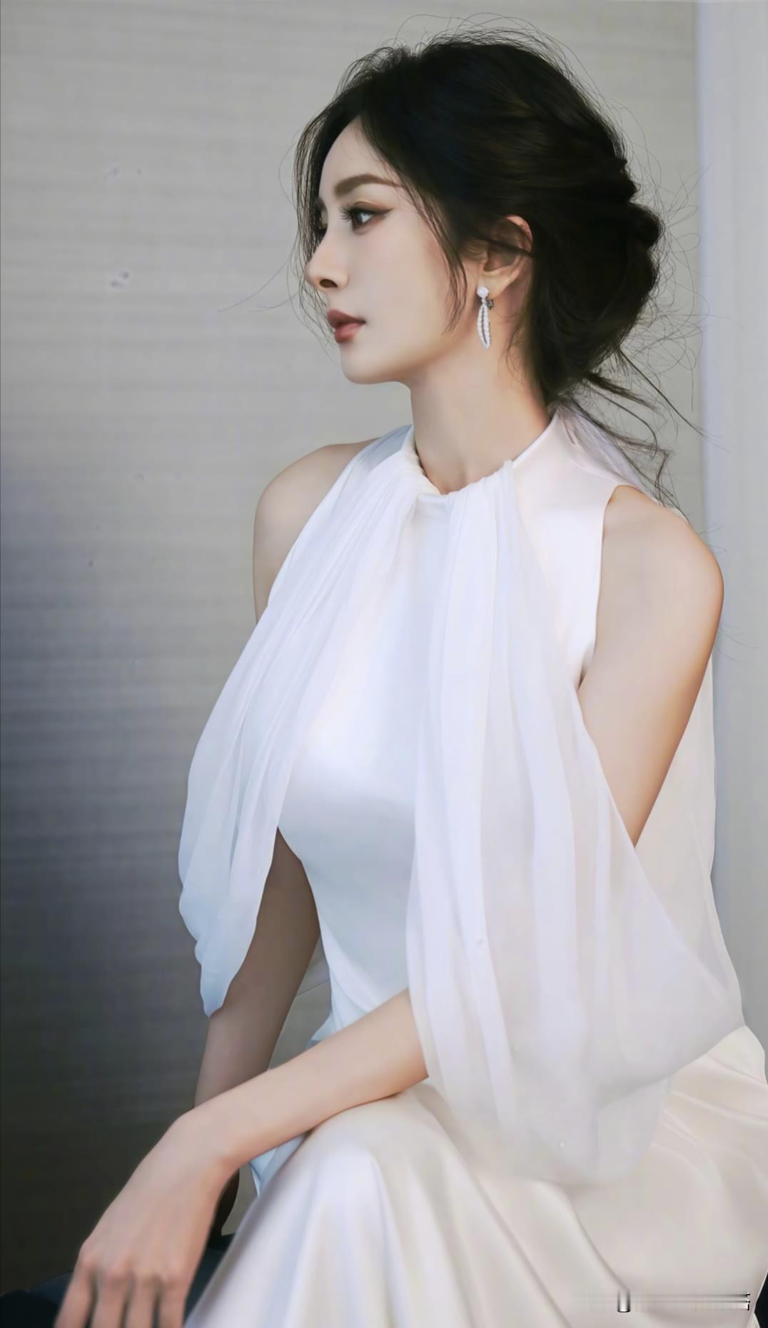 时尚美女，喜欢吗？