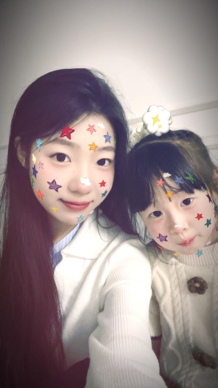 <p>兄弟姐妹 <!--{img:0}--><!--{img:1}--...