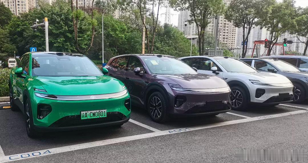 启源Q06那个颜色最受欢迎？#长安汽车 ​