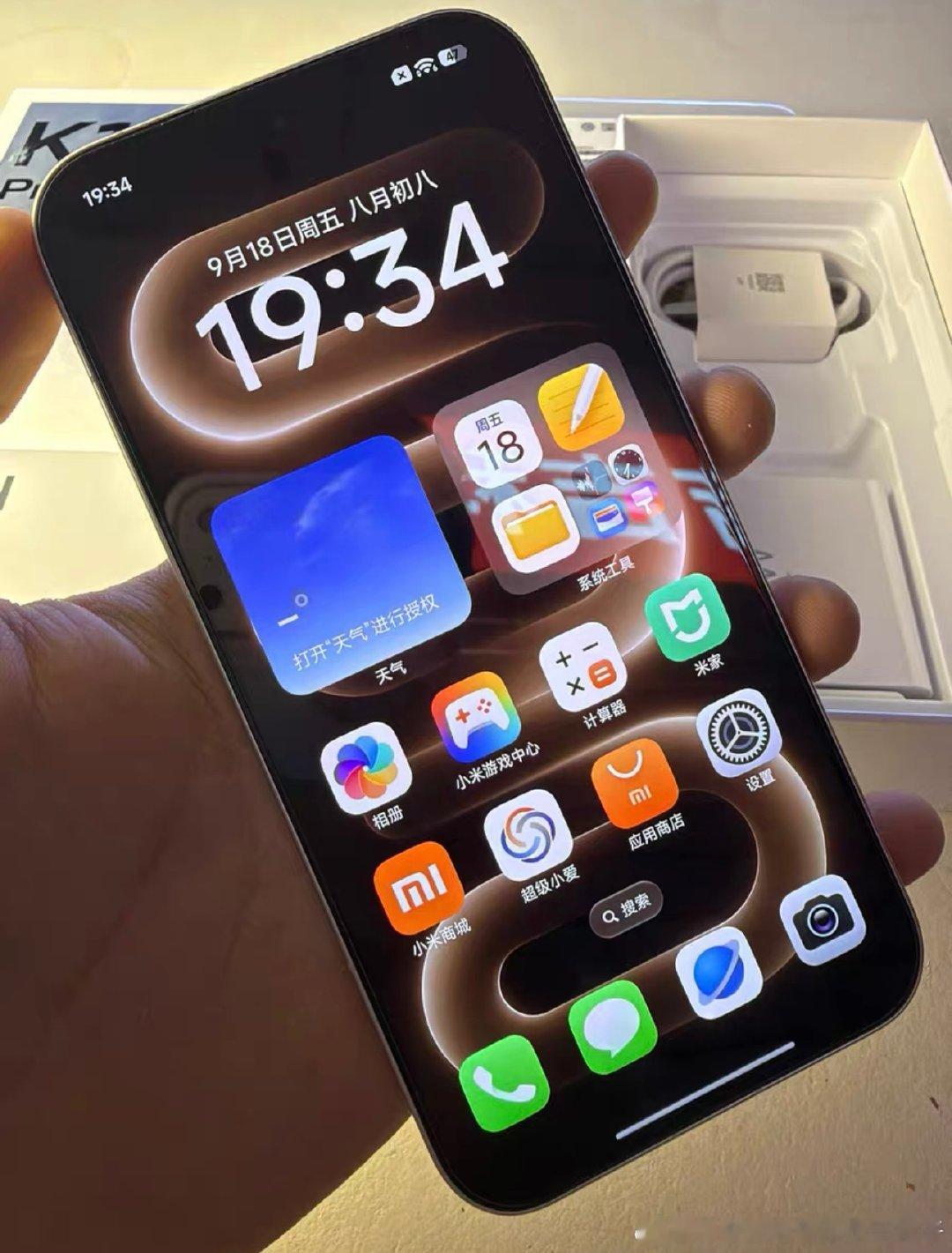 #二手手机[超话]#  激活26天红米K100 Pro 白色16GB+256GB第五代骁龙8至尊版VSeries 185Hz高刷 2亿像素
全套齐全完美准新机，全国联保至2027年8月24日，带一年碎屏险 ​